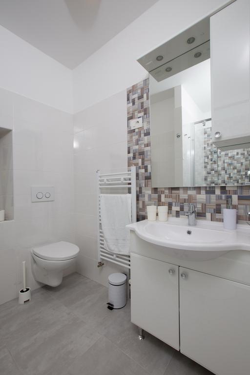 Apartmani Ve-Ro โอปาติยา ภายนอก รูปภาพ