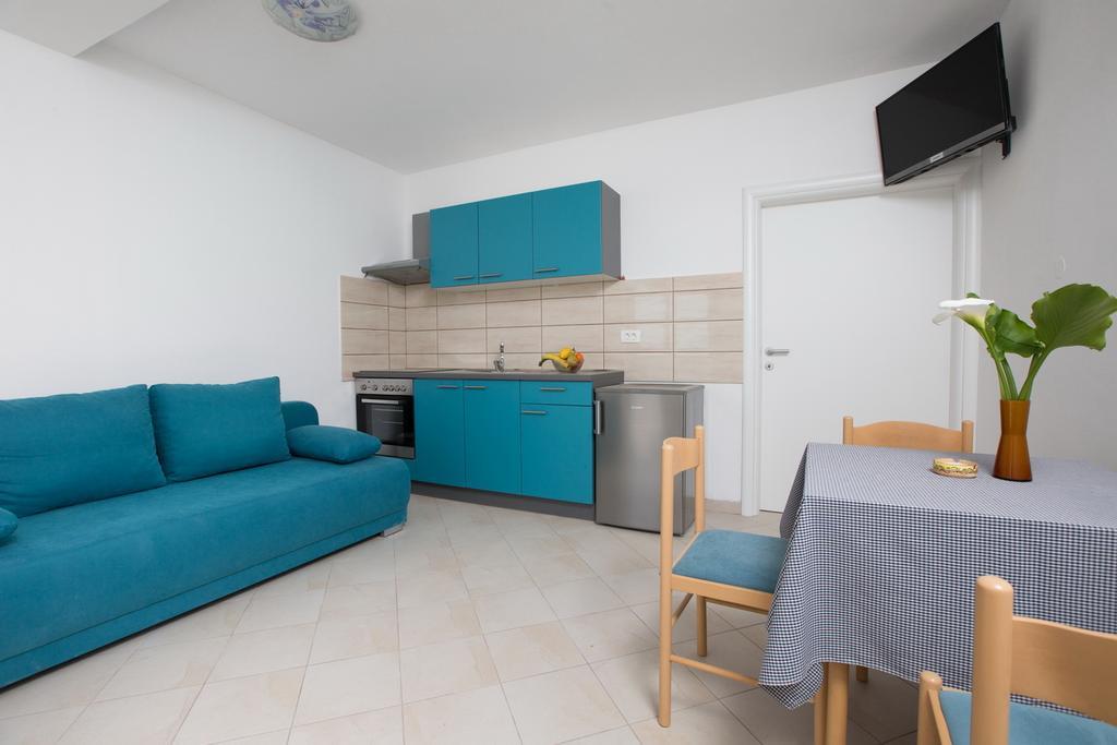 Apartmani Ve-Ro โอปาติยา ภายนอก รูปภาพ